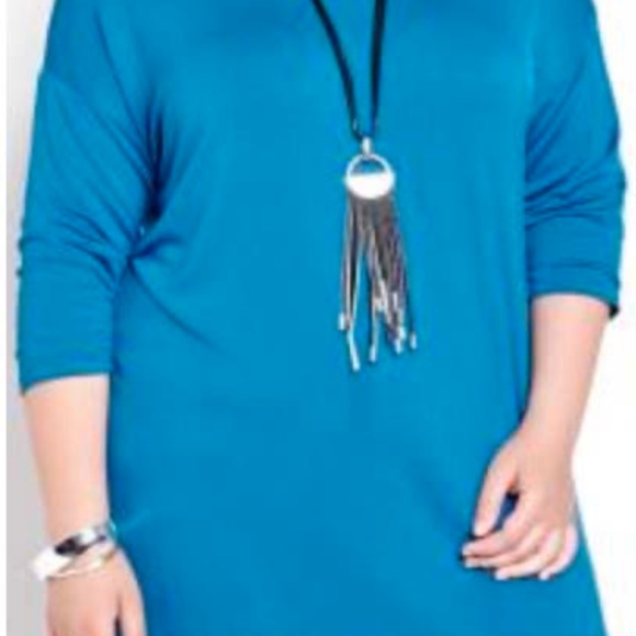 ¾ SLEEVE TOP, SAPPHIRE, SIZE 4X, HI-LOW HEM, BOAT NECK WITH FAUX LEATHER PIPING, - Picture 1 of 2